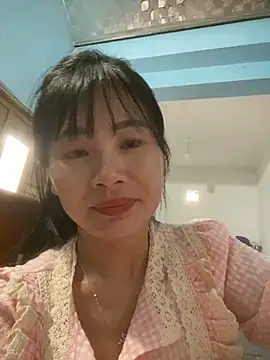 One-nice online show from October 6, 2025, 2:35 am