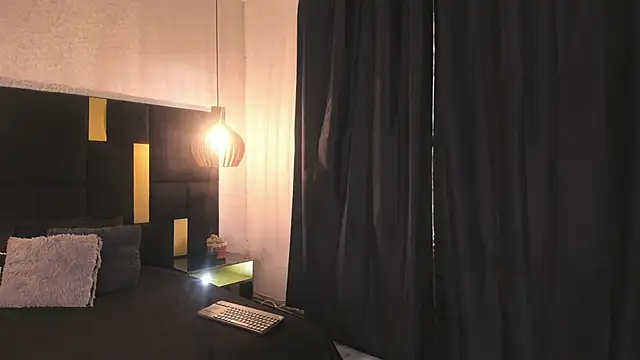 Snapshot of Lucio__Fox chatting on January 17, 2026, 11:58 am Lucio Fox online show from January 17, 2026, 11:58 am