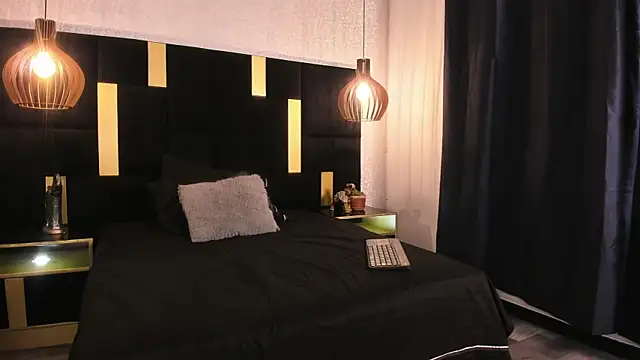 Snapshot of Lucio__Fox chatting on March 2, 2026, 12:01 pm Lucio Fox online show from March 2, 2026, 12:01 pm