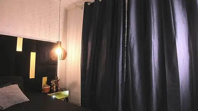 Snapshot of Lucio__Fox chatting on February 18, 2026, 11:50 am Lucio Fox online show from February 18, 2026, 11:50 am