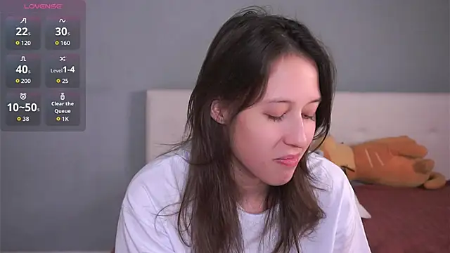 Snapshot of BeckyBurgh chatting on November 20, 2025, 5:02 pm BeckyBurgh online show from November 20, 2025, 5:02 pm