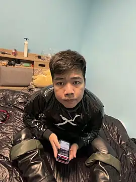 gary0213 online show from March 6, 2026, 6:52 am