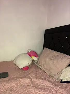 Snapshot of Sofia_Fiori chatting on November 16, 2025, 4:06 am Sofia Fiori online show from November 16, 2025, 4:06 am