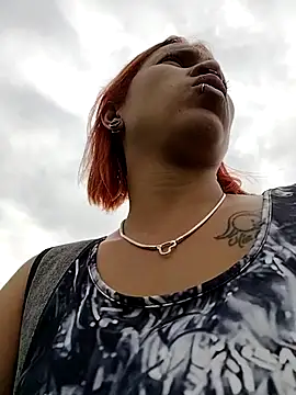 Zoe73  online show from November 26, 2025, 7:36 pm