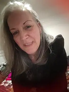 Feelineducentre online show from March 1, 2026, 8:31 pm