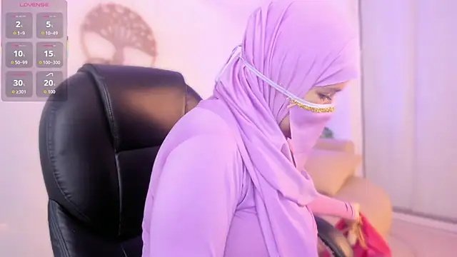 Snapshot of salma_isawwii chatting on January 7, 2026, 4:01 pm salma isawwii online show from January 7, 2026, 4:01 pm