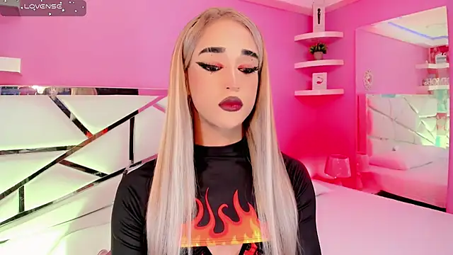 Ariia-janee online show from January 19, 2026, 6:17 am