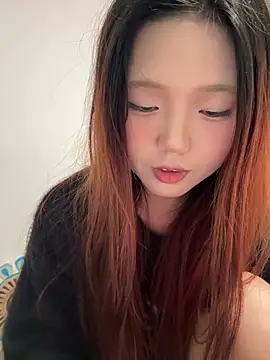 mimi9420 online show from April 11, 2026, 2:43 pm