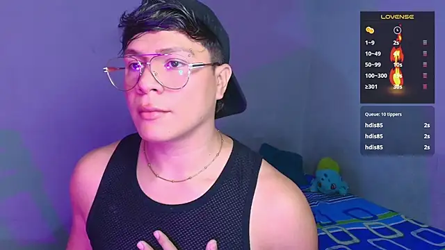 Snapshot of Alejandro_Vt chatting on December 21, 2025, 1:52 am Alejandro Vt online show from December 21, 2025, 1:52 am