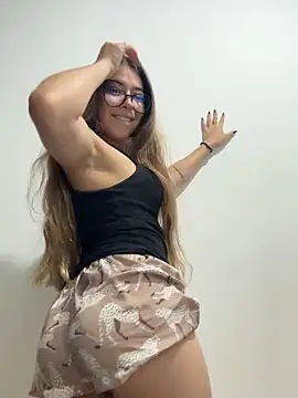Caitlin Cat online show from October 5, 2025, 3:08 am