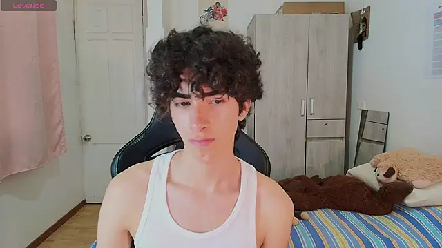 Nude Boy18 online show from March 25, 2026, 4:34 am