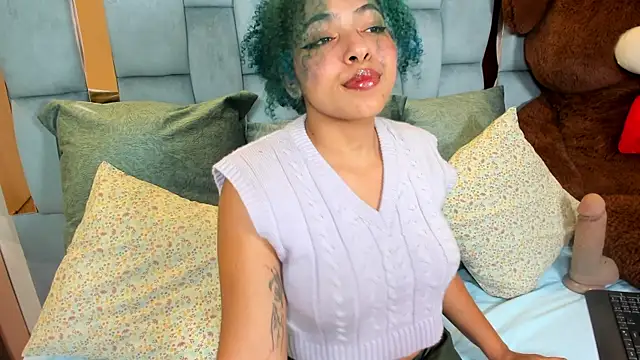 momo ayasse online show from September 22, 2025, 1:33 am