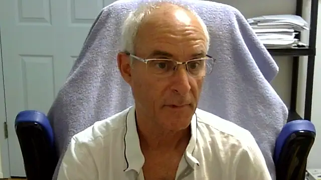 funone1999 online show from October 12, 2025, 3:19 am