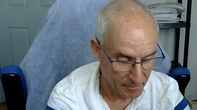 funone1999 online show from October 21, 2025, 6:51 pm