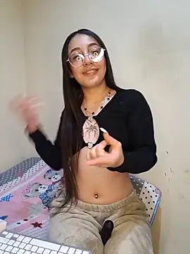 StefaniaFoxx  online show from February 28, 2026, 6:24 am