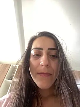 lucioliveira online show from February 5, 2026, 2:57 pm