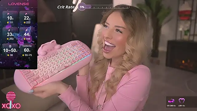 SerenaNoir online show from March 31, 2026, 8:33 pm