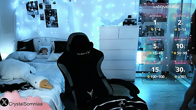 Crystal somnia online show from February 22, 2026, 2:19 pm