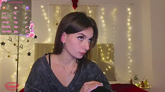 Little mia   online show from December 22, 2025, 10:21 pm