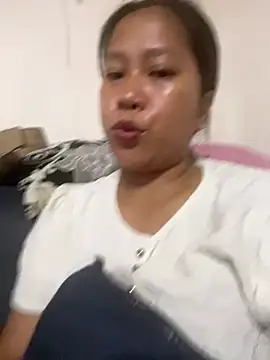 Pilipinalyn23 online show from July 26, 2026, 10:44 am