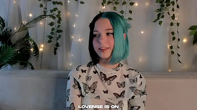 Snapshot of JodyBruster chatting on November 13, 2025, 12:09 pm JodyBruster online show from November 13, 2025, 12:09 pm