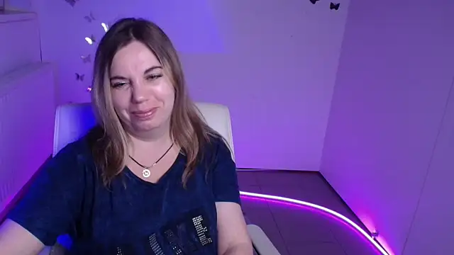 Jessica Amore online show from October 7, 2025, 7:48 pm