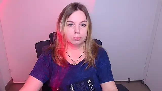 Jessica Amore online show from October 6, 2025, 5:30 am