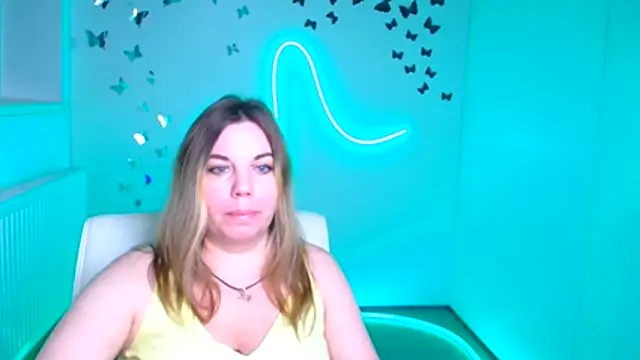 Jessica Amore online show from November 17, 2025, 6:39 am