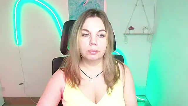 Jessica Amore online show from October 29, 2025, 6:45 am