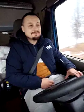 Amberdual online show from March 4, 2026, 5:59 am