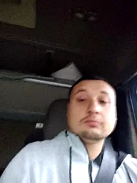 Amberdual online show from October 17, 2025, 5:22 am