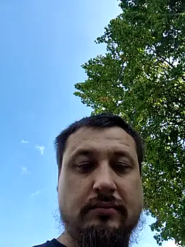 Amberdual online show from September 20, 2025, 9:47 am