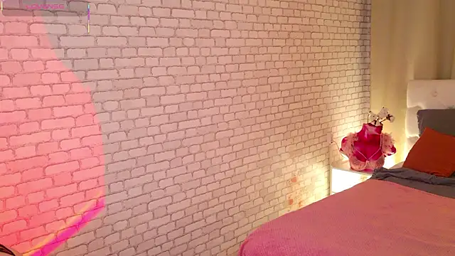 PhantomLace online show from February 3, 2026, 9:20 pm