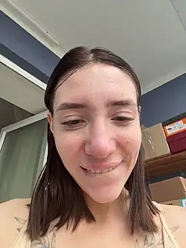 Snapshot of BallerinaCappuccino_ chatting on November 9, 2025, 9:57 am BallerinaCappuccino online show from November 9, 2025, 9:57 am