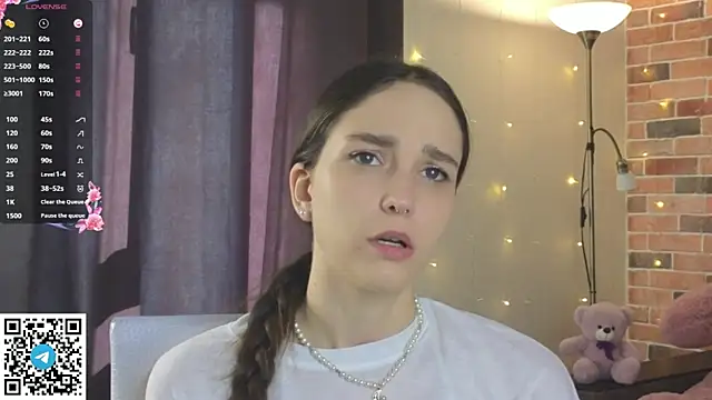 SoftieDream online show from November 8, 2025, 6:28 am