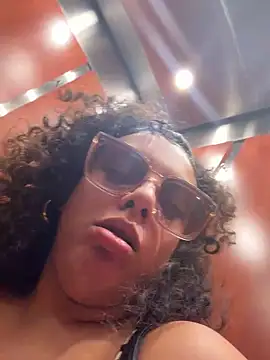 allybluee777 online show from December 18, 2025, 2:54 pm