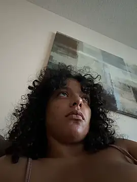 allybluee777 online show from May 16, 2026, 11:37 pm