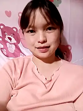 XoiXoi232 online show from October 31, 2025, 9:17 am