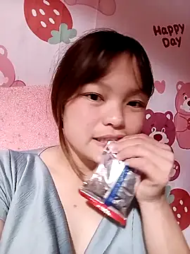 XoiXoi232 online show from November 16, 2025, 11:37 am