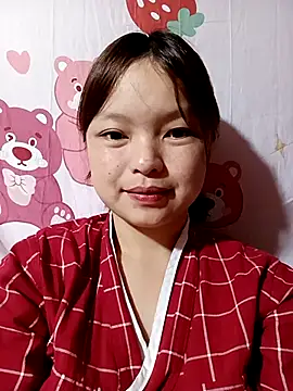 XoiXoi232 online show from October 9, 2025, 1:06 am