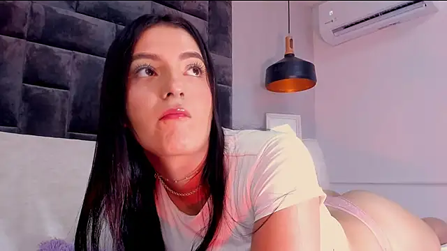 Snapshot of EmmyVega_ chatting on September 16, 2025, 2:18 pm EmmyVega  online show from September 16, 2025, 2:18 pm