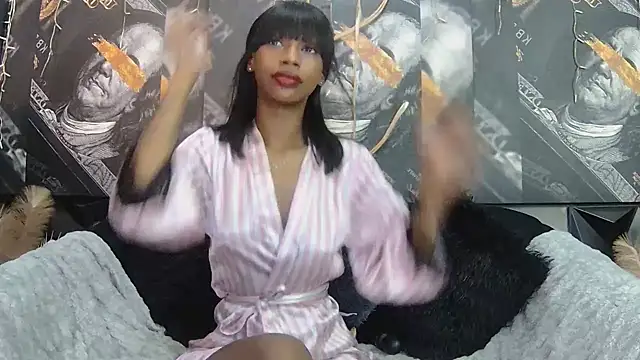 Lilmisbaddyxxx online show from April 10, 2026, 6:37 pm