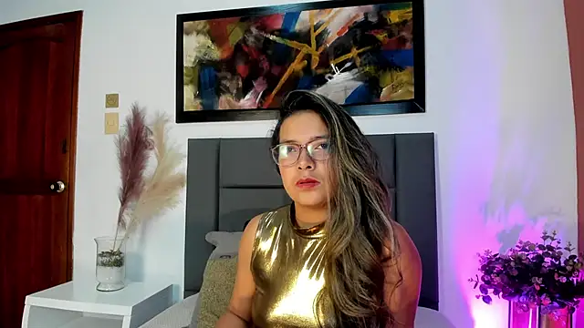 EllieFontanes online show from September 26, 2025, 6:04 pm