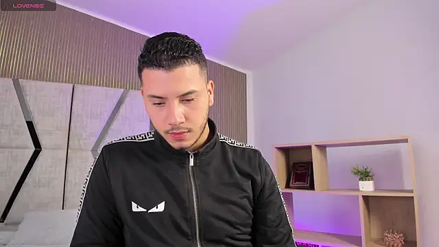 Axel grey  online show from February 25, 2026, 12:27 pm