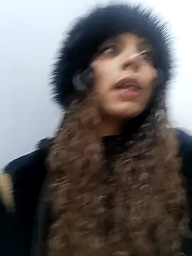 Zahara1 online show from November 30, 2025, 7:36 pm