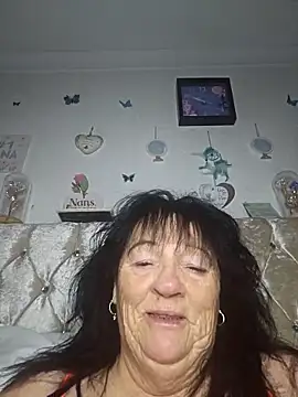 Snapshot of Angeldelightt chatting on November 20, 2025, 5:35 pm Angeldelightt online show from November 20, 2025, 5:35 pm