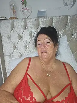 Snapshot of Angeldelightt chatting on October 15, 2025, 8:44 am Angeldelightt online show from October 15, 2025, 8:44 am