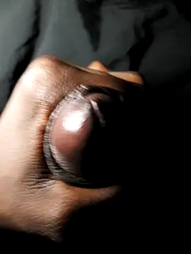 longdick334578 online show from November 26, 2025, 9:37 pm