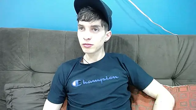 Snapshot of Jheampiiero chatting on November 22, 2025, 1:43 pm Jheampiiero online show from November 22, 2025, 1:43 pm