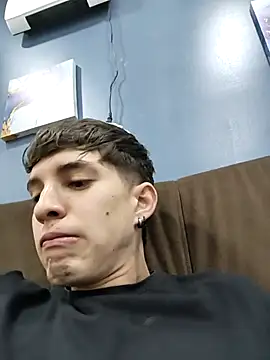 Snapshot of Jheampiiero chatting on November 18, 2025, 2:31 pm Jheampiiero online show from November 18, 2025, 2:31 pm